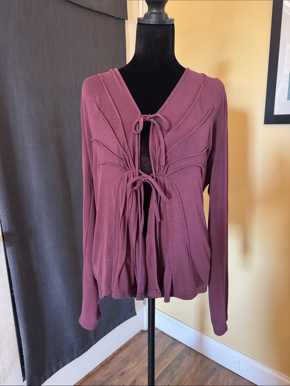 VENUS Mauve Tie-Front Long Sleeve Knit Top